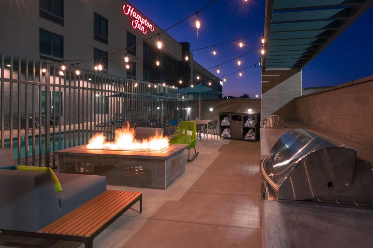 Hampton Inn Riverside March Air Force Base, Ca Bagian luar foto
