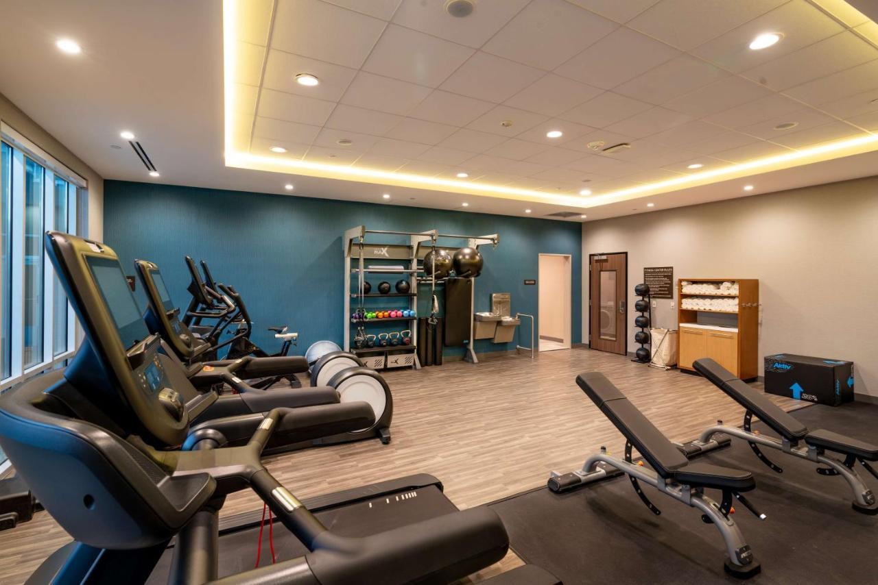 Hampton Inn Riverside March Air Force Base, Ca Bagian luar foto