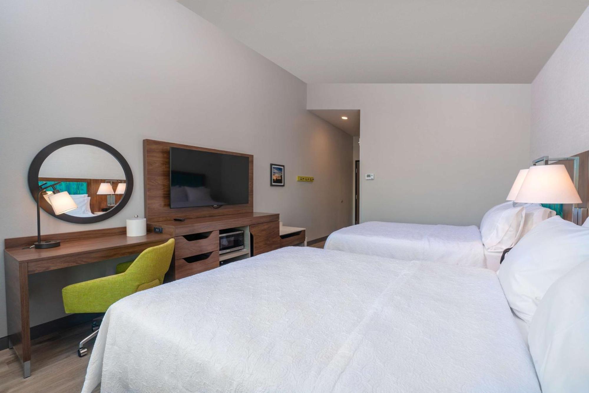 Hampton Inn Riverside March Air Force Base, Ca Bagian luar foto